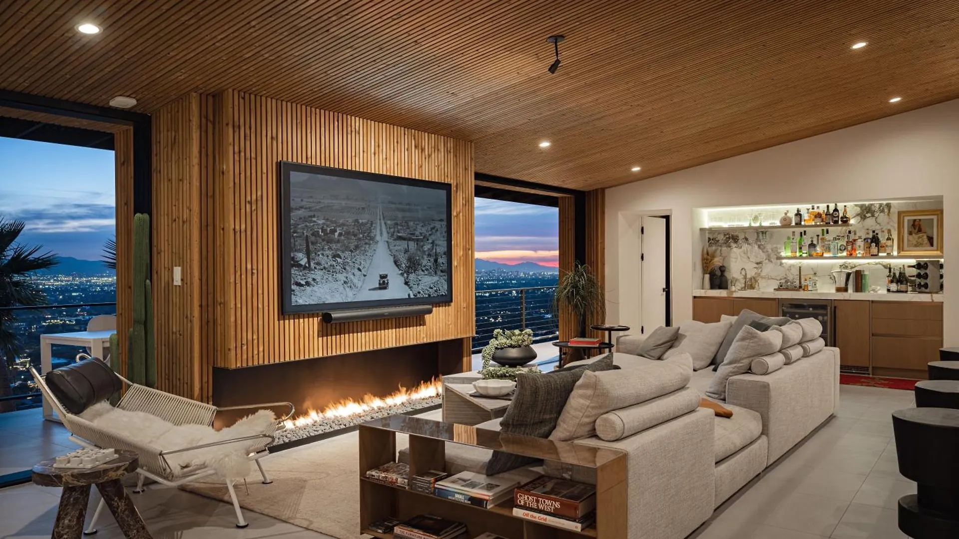 Stay Skyeview - Camelback Mountaintop Oasis Phoenix United States