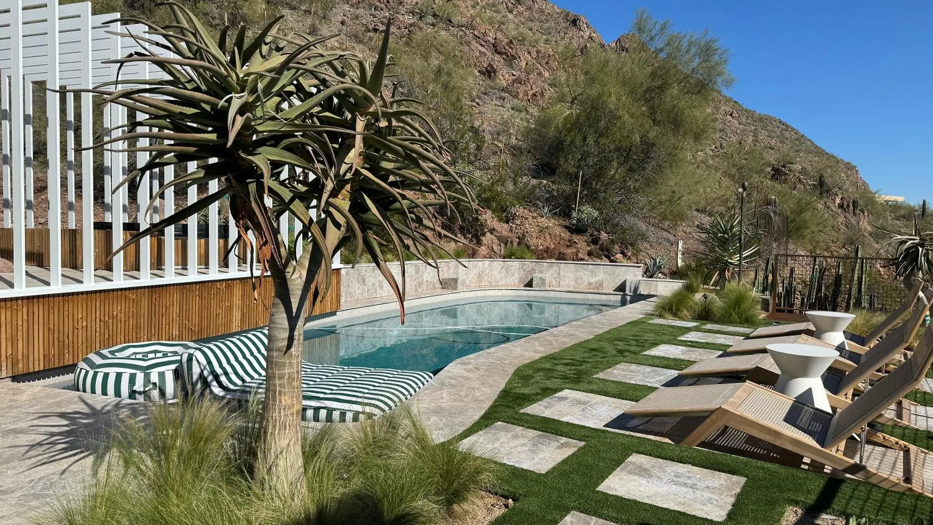 Stay Skyeview - Camelback Mountaintop Oasis Phoenix United States